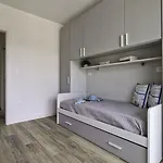 Lägenhet Modern Flat With Terrace In Bibione