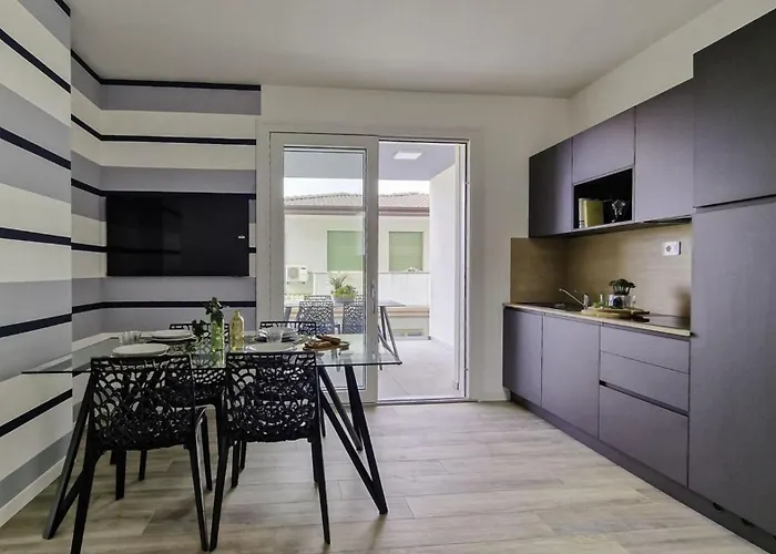 Modern Flat With Terrace In